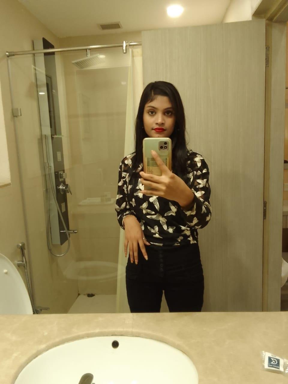  call girl in Peeragarhi